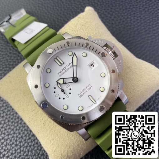 SBF Panerai Submersible PAM01226 1:1 Best Edition VS Factory White Dial - Image 9