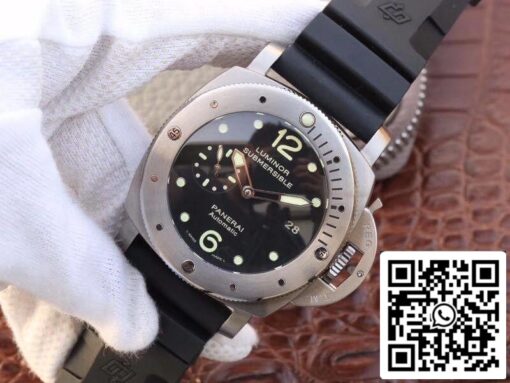 Panerai Luminor Submersible PAM571 VS Factory 1:1 Best Edition Swiss ETA7750 - Image 6