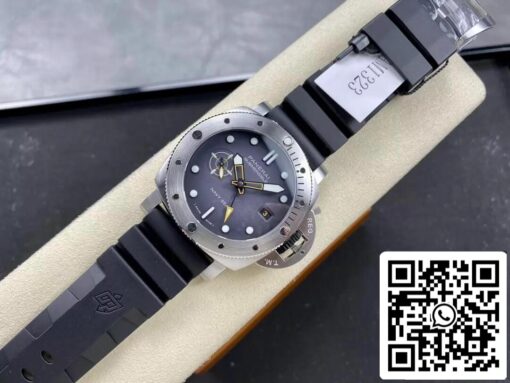 Panerai Submersible PAM1323 1:1 Best Edition VS Factory Gray Dial - Image 7