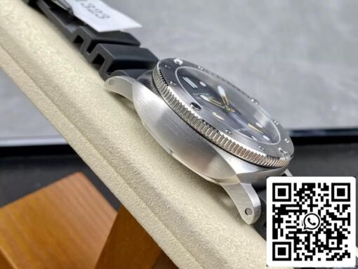 Panerai Submersible PAM1323 1:1 Best Edition VS Factory Gray Dial - Image 6