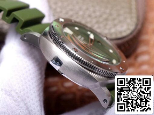 Panerai Submersible PAM01055 1:1 Best Edition VS Factory Green Dial Swiss P9000 - Image 5