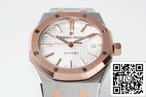 Audemars Piguet Royal Oak 15450SR.OO.1256SR.01 APS Factory 1:1 Best Edition V3 White Dial Rose Gold and Steel – Bild 3