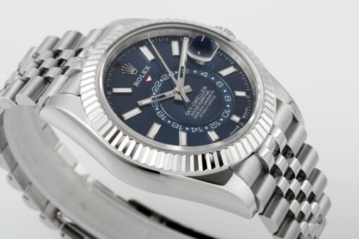 Rolex Sky Dweller M336934-0006 1:1 Best Edition ZF Factory Blue Dial Newest Version 2024 - Image 3