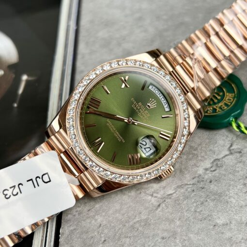 Rolex Day-Date 40 228345RBR Olive Dial with Wrapped 18k Rose gold and diamond - Image 3