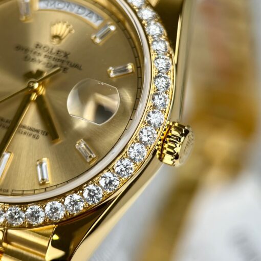 Rolex Day-Date 40 228348rbr-0002 Yellow Gold 18k gold encrusted with Artificial diamonds - Image 5