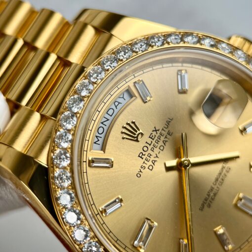 Rolex Day-Date 40 228348rbr-0002 Yellow Gold 18k gold encrusted with Artificial diamonds - Image 6