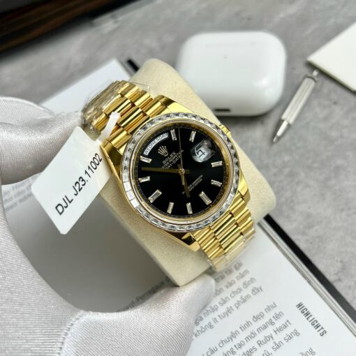 Rolex Day-Date 40 228398TBR wrapped yellow gold 18k and Baguette moissanite bezel - Image 2