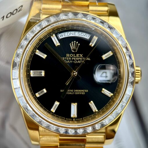 Rolex Day-Date 40 228398TBR wrapped yellow gold 18k and Baguette moissanite bezel - Image 7