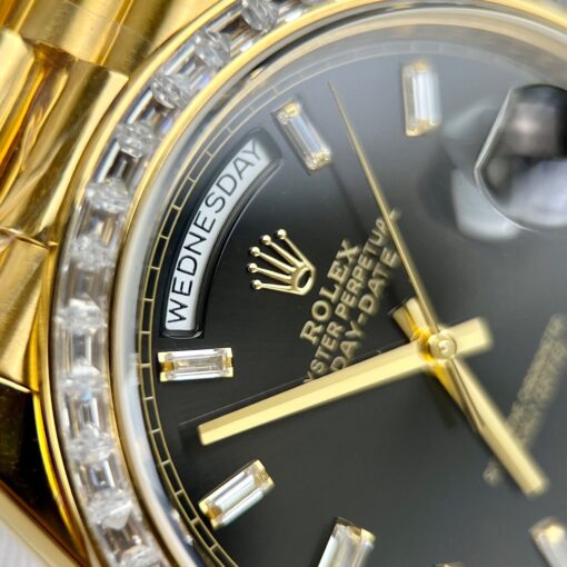 Rolex Day-Date 40 228398TBR wrapped yellow gold 18k and Baguette moissanite bezel - Image 11