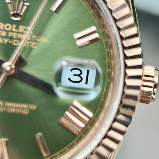 Rolex Day-Date 40 228235 Gold Filled 18k with 150 gram weight green dial - 이미지 2