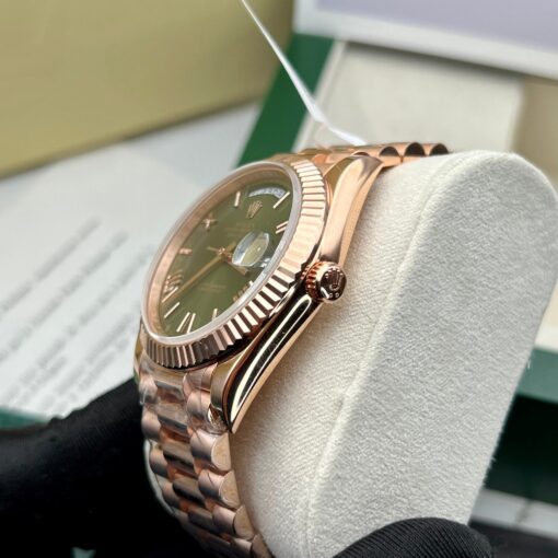 Rolex Day-Date 40 228235 Gold Filled 18k with 150 gram weight green dial - 이미지 4