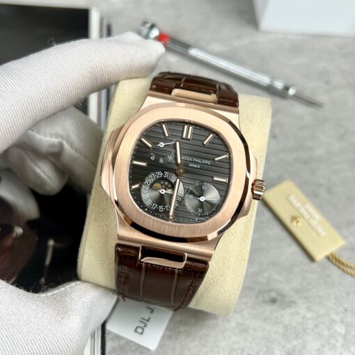 Patek Philippe Nautilus 5712 18k filled rose gold with grey dial from PPF - Image 6