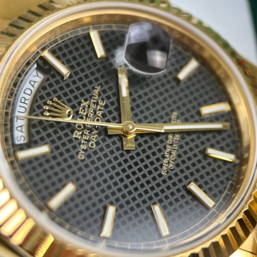 Rolex Day-Date 40 Gold  228238-0007 Best 1:1 Edition coated 18k Yellow Gold 130 gram - Image 7