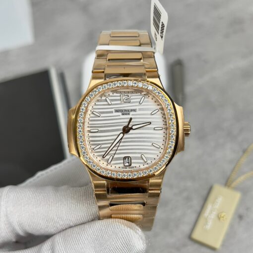 Patek Philippe Nautilus 7118/1R-010 18k gold filled with white dial custom Moissanite stone - Image 4