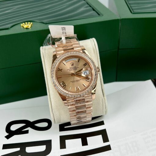 Rolex Oyster Day-Date 40mm 228235 coated 18k rose gold Best 1:1 Edition 130 gram moissanite bezel - Image 4