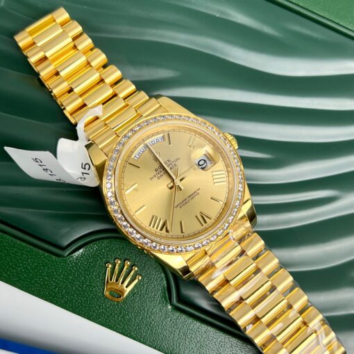 Rolex Day-Date 40mm 228238-0006 coated 18k yellow gold Best 1:1 Edition moissanite bezel - Image 6