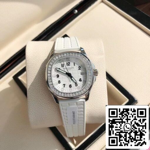 Patek Philippe Aquanaut 5267/200A-010 and diamond Bezel - Swiss Original Movement