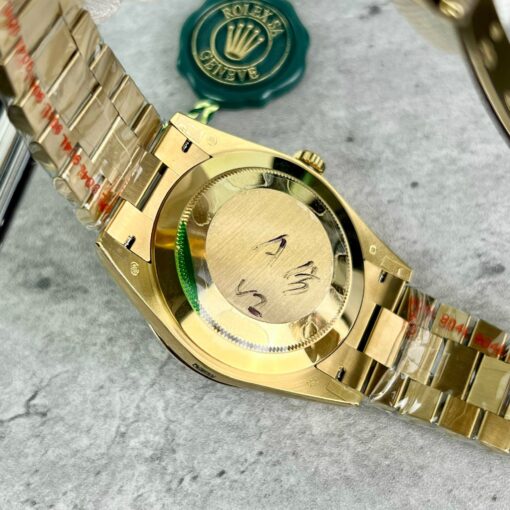 Rolex Day Date M228238-0061 Best 1:1 Edition GM Factory V2 Green Dial Yellow Gold – Image 10