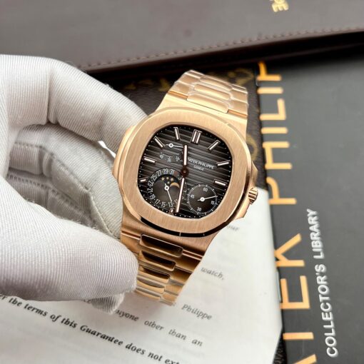 Replica Patek Philippe Nautilus 5712/1R-001 custom dial PPF V2 - Image 2