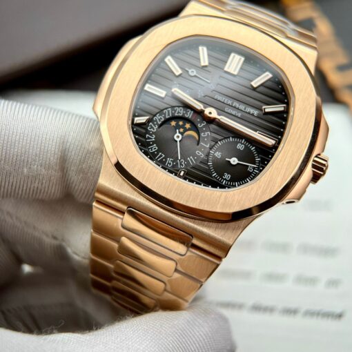 Replica Patek Philippe Nautilus 5712/1R-001 custom dial PPF V2 - Image 11