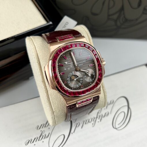 Patek Philippe Nautilus 5712 18k rose gold 1:1 best Edition PPF Factory custom Ruby Stone - Image 8