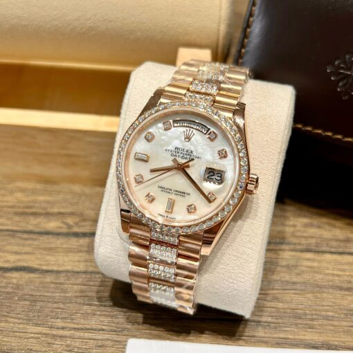 Rolex Day-Date M128345RBR-0030 Mother of Pearl 1:1 Best Edition custom 18k and moissanite - Image 3