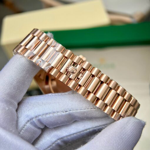 Rolex Day Date 228398 DRRP 1:1 best edition Custom rose gold 18k and ruby saphire Diamond Pave - 이미지 3