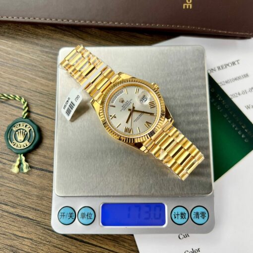 Rolex Day Date 228238 40MM 1:1 best edition 18k Yellow Gold Silver Roman Dial GM Factory Counterweight Version - 이미지 3