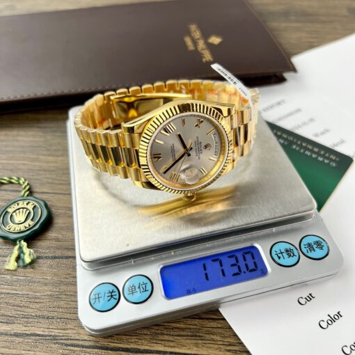 Rolex Day Date 228238 40MM 1:1 best edition 18k Yellow Gold Silver Roman Dial GM Factory Counterweight Version - 이미지 4