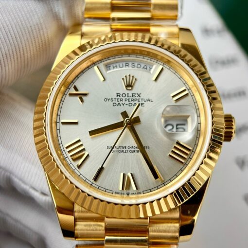 Rolex Day Date 228238 40MM 1:1 best edition 18k Yellow Gold Silver Roman Dial GM Factory Counterweight Version - 이미지 8