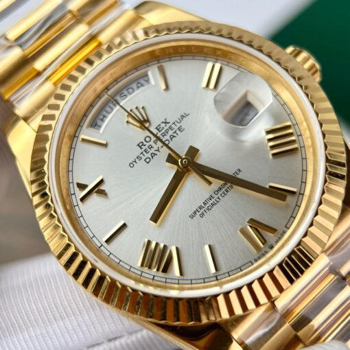 Rolex Day Date 228238 40MM 1:1 best edition 18k Yellow Gold Silver Roman Dial GM Factory Counterweight Version - 이미지 9