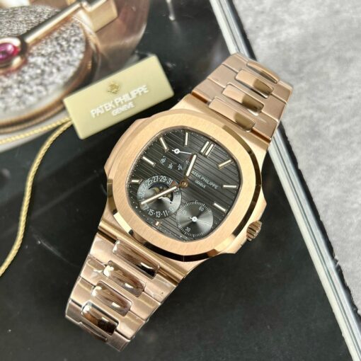 Patek Philippe Nautilus 5712/1R-001 1:1 Best Edition GR Factory Grey Dial Rose Gold — изображение 3