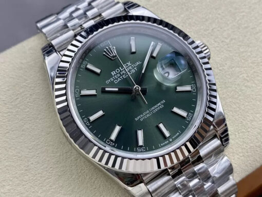 Rolex Datejust M126334-0028 41mm Oyster Strap VS Factory Green Dial Jubilee Strap – Bild 2