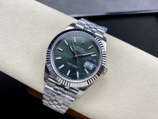 Rolex Datejust M126334-0028 41mm Oyster Strap VS Factory Green Dial Jubilee Strap – Bild 5