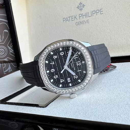 Patek Philippe Aquanaut 5267/200A-00 Black Dial 1:1 Best Edition PPF Factory - Image 2