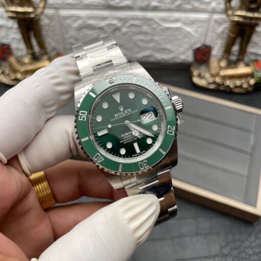 Rolex Submariner 116610LV-97200 40mm 1:1 Best Edition Clean Factory Newest Version 2024 - Image 8