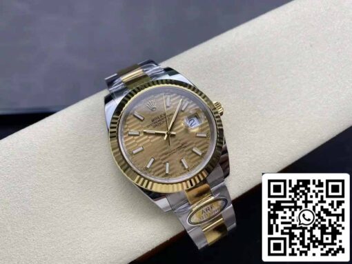 Rolex Datejust m126333-0009 Oyster Strap  ARF Factory 1:1 Best Edition electroplated with 18k gold - Image 4