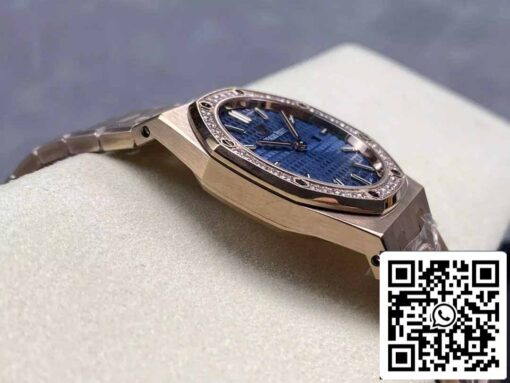 Audemars Piguet 67651 Quartz 33mm 1:1 Best Edition ZF Factory Blue Dial Rose Gold - Image 5