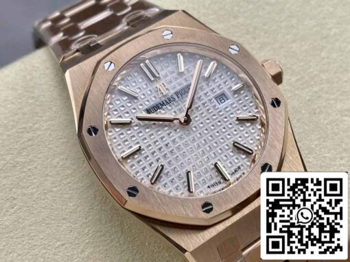 Audemars Piguet 67651 Quartz 33mm 1:1 Best Edition ZF Factory White Dial Rose Gold - Image 9