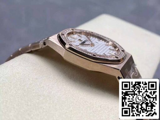 Audemars Piguet 67651 Quartz 33mm 1:1 Best Edition ZF Factory White Dial Rose Gold Diamond - Imagen 5