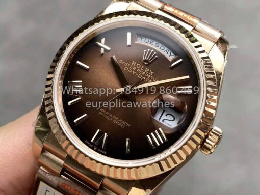 Rolex Day Date M128235-0075 Numeral Dial QF Factory 1:1 Best Clone Chocolate Dial Rose Gold - Image 2